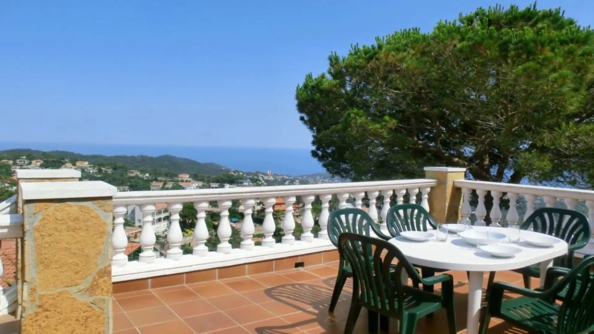 Apartment Villa In Lloret De Mar - 104812 By Mo Rentals