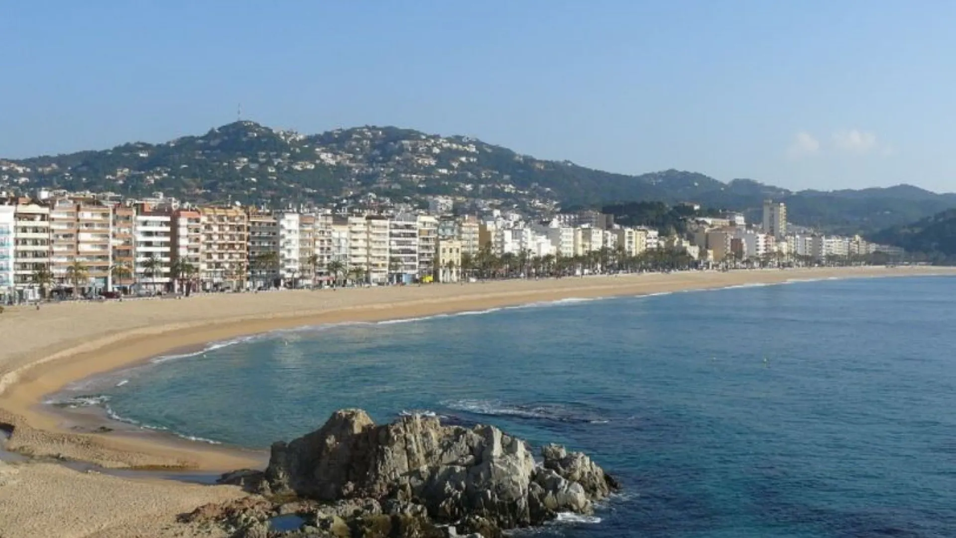 Apartment Villa In Lloret De Mar - 104812 By Mo Rentals